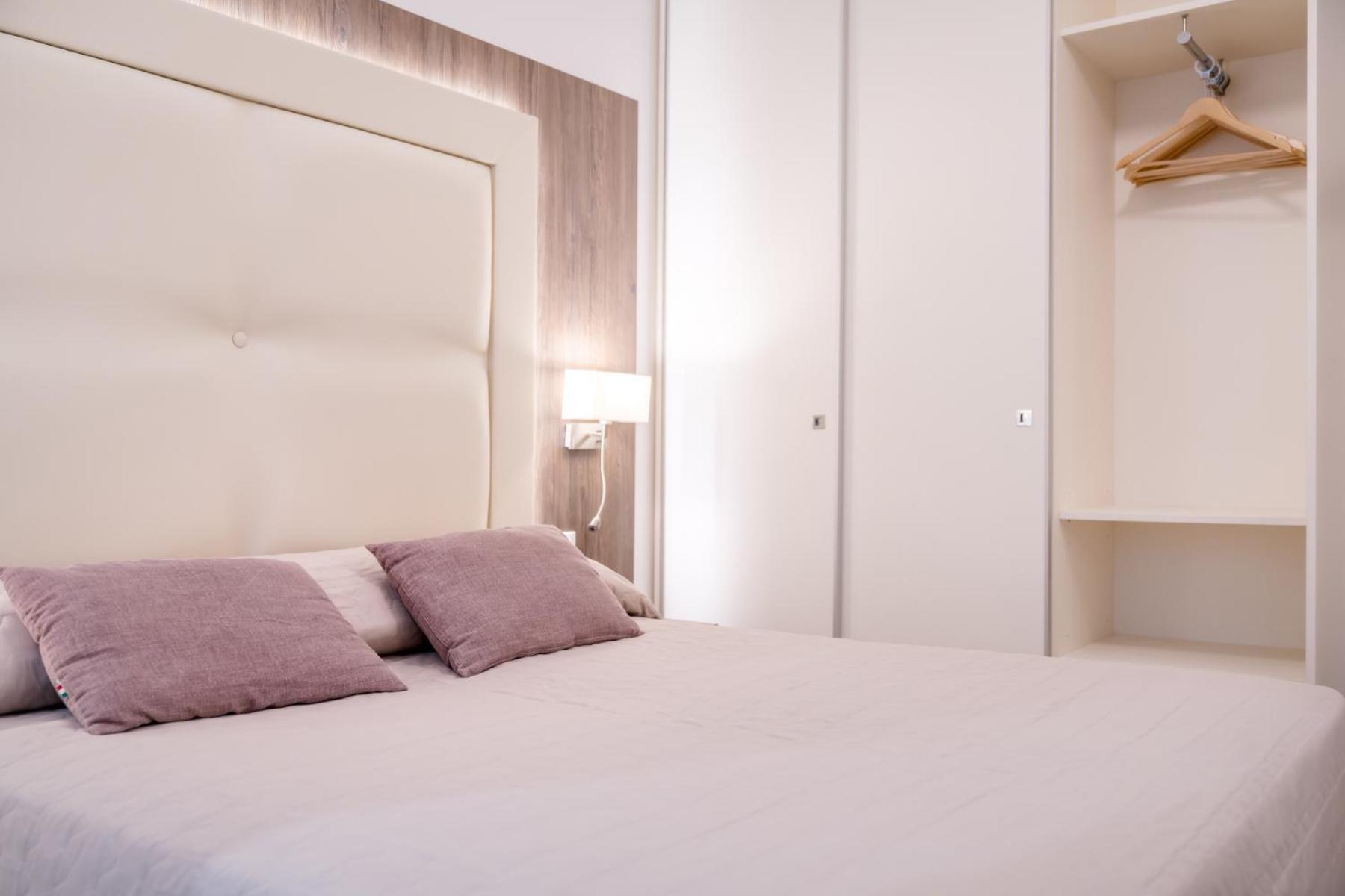 Hotel All'Orologio 3 Stelle Superior Caorle Exterior photo